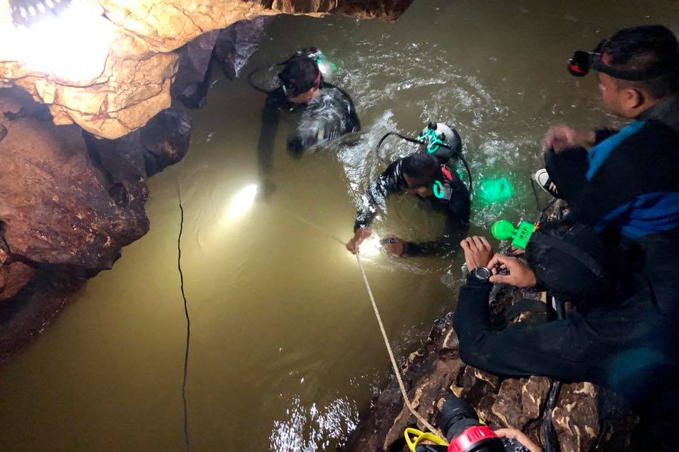 спасательная операция, осуществленная в тайской пещере Тхам Луанг нанг Нон (Tham Luang Nang Non cave) летом 2018 года
