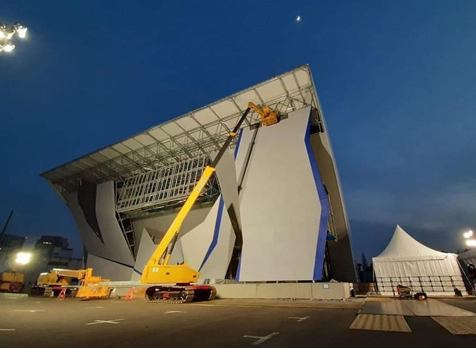 Строительство главной скалолазной арены для Олимпийских Игр в Токио. Фото IFSC