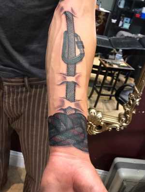 ТОП-10 скалолазных татуировок