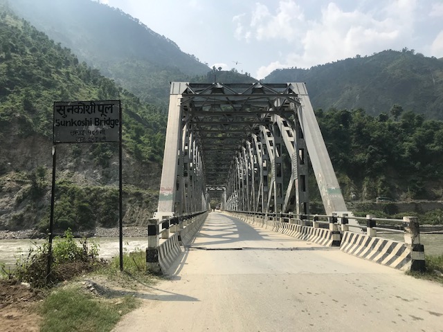 Строительство новой дороги к Эвересту со стороны Непала