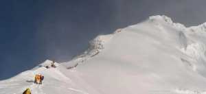 У вершины Эвереста обнаружено загрязнение микропластиком 