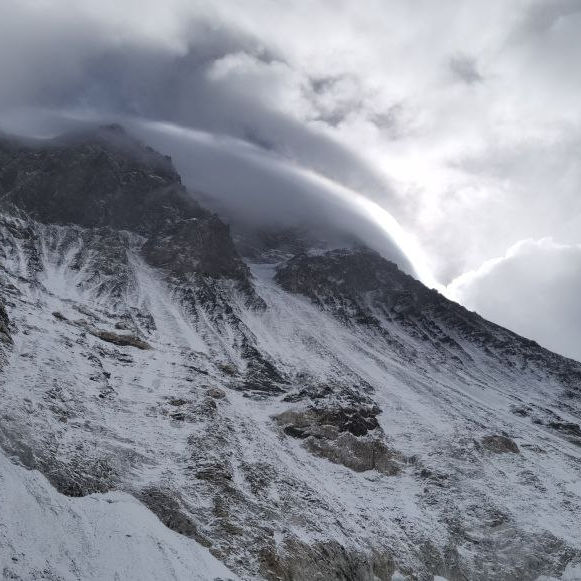 Эверест, вид со второго высотного лагеря, 6400 метров. Фото Христя Мохнацька, май 2021