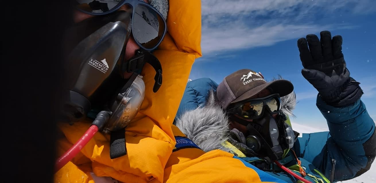 Фото Хрысти Мохнацкой с восхождения на Эверест