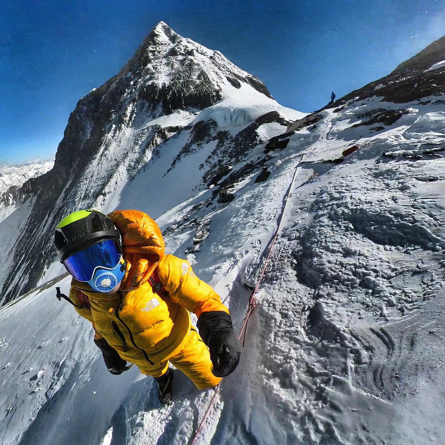 Дэвид Геттлер (David Göttler) на южном седле Эвереста. Фото David Göttler