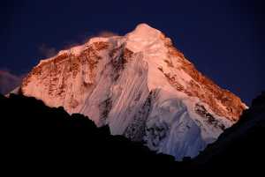 Испанские альпинисты открывают новый маршрут на вершину Дордже Лхакпа (Dorje Lhakpa, 6966 м) в Непале