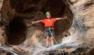 10-летний Байес Уайлдер (Bayes Wilder) установил новый мировой рекорд в скалолазании, пройдя маршрут сложности 8с+
