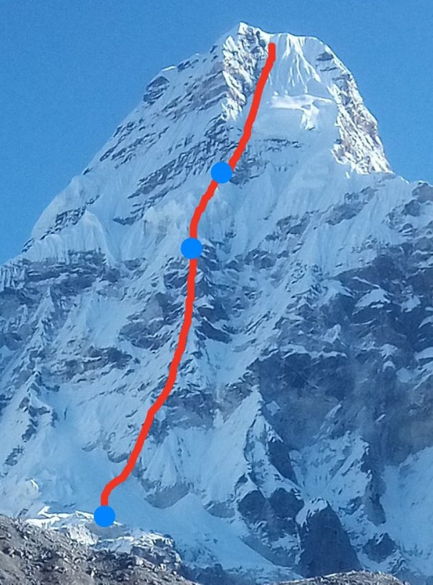 Зденек Гачек (Zdeněk Háček Hák) и Якуб Кача (Jakub Kácha) открыли новый маршрут на западной стороне горы Ама-Даблам (Ama Dablam, 6813 метров) в Непале