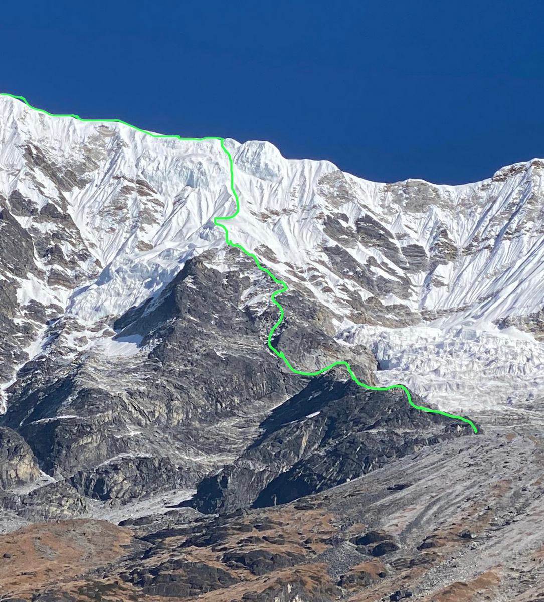 новый маршрут на южной стене горы Чекиго (Chekigo, 6257 м).