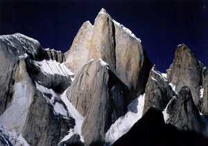 Страницы истории альпинизма: Башни Транго