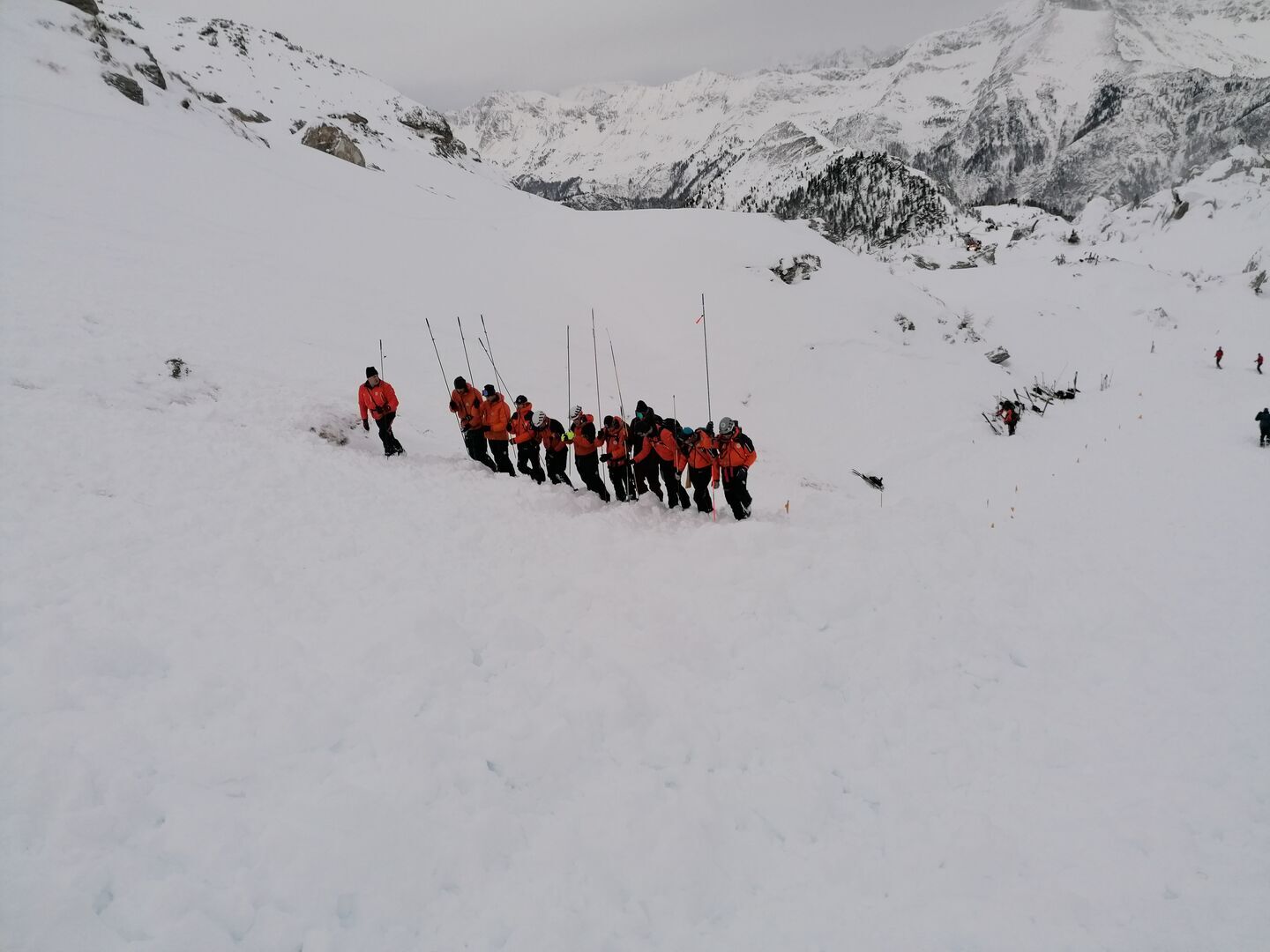 Поисково-спасательные работы на северо-восточном склоне горы Лакеншпитц