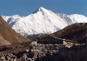 Риск ради мечты: этой зимой непальцы планируют открыть коммерческий маршрут на южной стене восьмитысячника Чо-Ойю