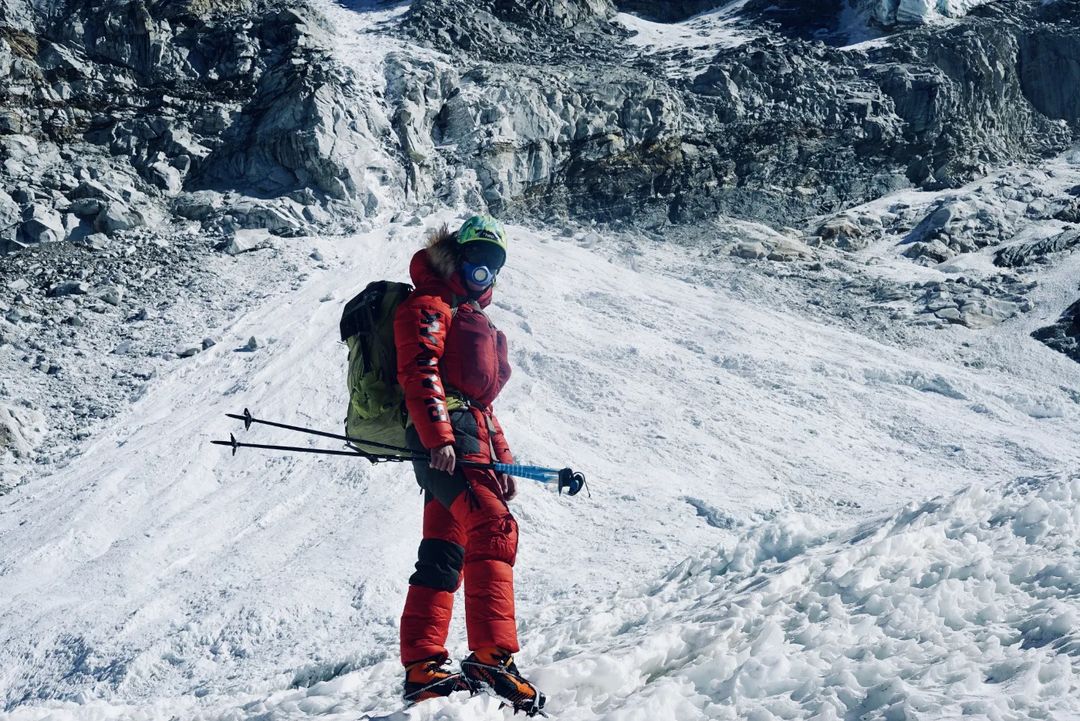 Йошт Кобуш (Jost Kobusch) у западного гребня Эвереста. январь 2022 года