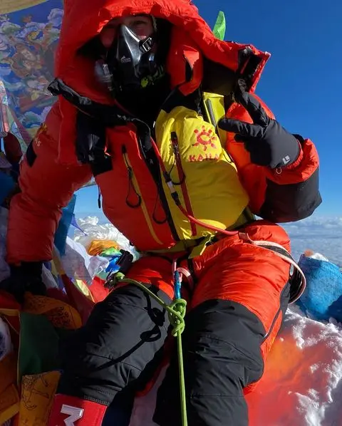 Антоніна Самойлова на вершині Евересту. Травень 2022