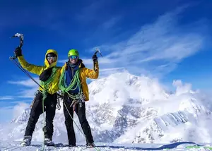 Американские альпинисты открывают новый маршрут на горе Хантер (Mount Hunter) высотой 4442 метра на Аляске