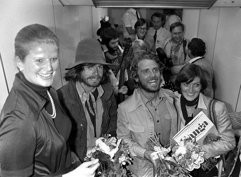 Райнгольд Месснер (Reinhold Messner) та Петер Хабелер (Peter Habeler) після повернення з Евересту. Мюнхен, 1978 рік