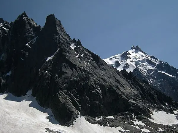 ЕгІй дю Пень (Aiguille du Peigne, 3192 метри)