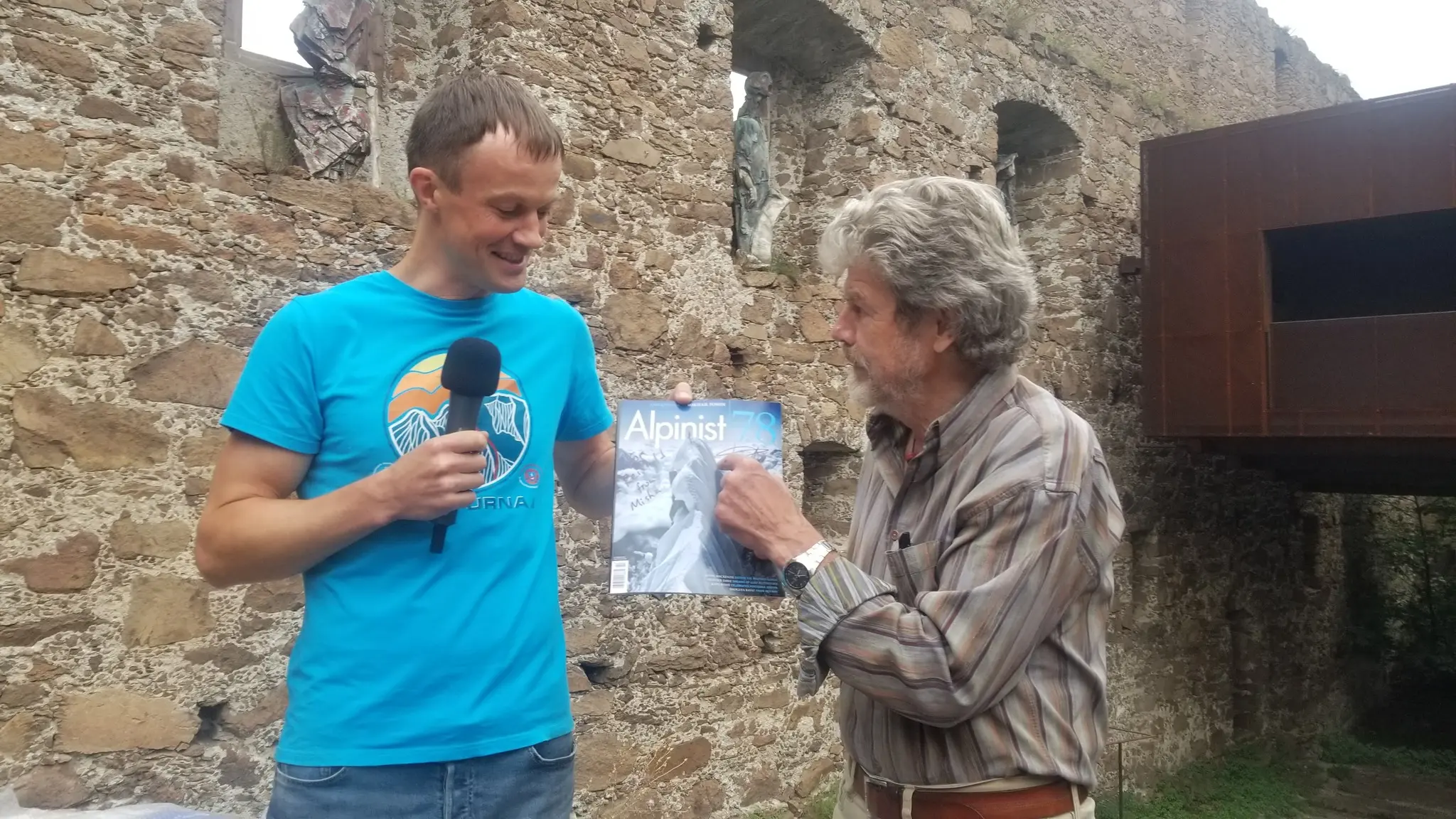 Український альпініст Михайо Фомін отримав нагороду Paul Preuss Solidarity Award від легендарного Райнгольда Месснера. Фото Михайло Фомін