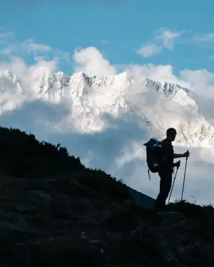 Лижна експедиція Анджея Баргеля на Еверест: команда на трекінгу до базового табору