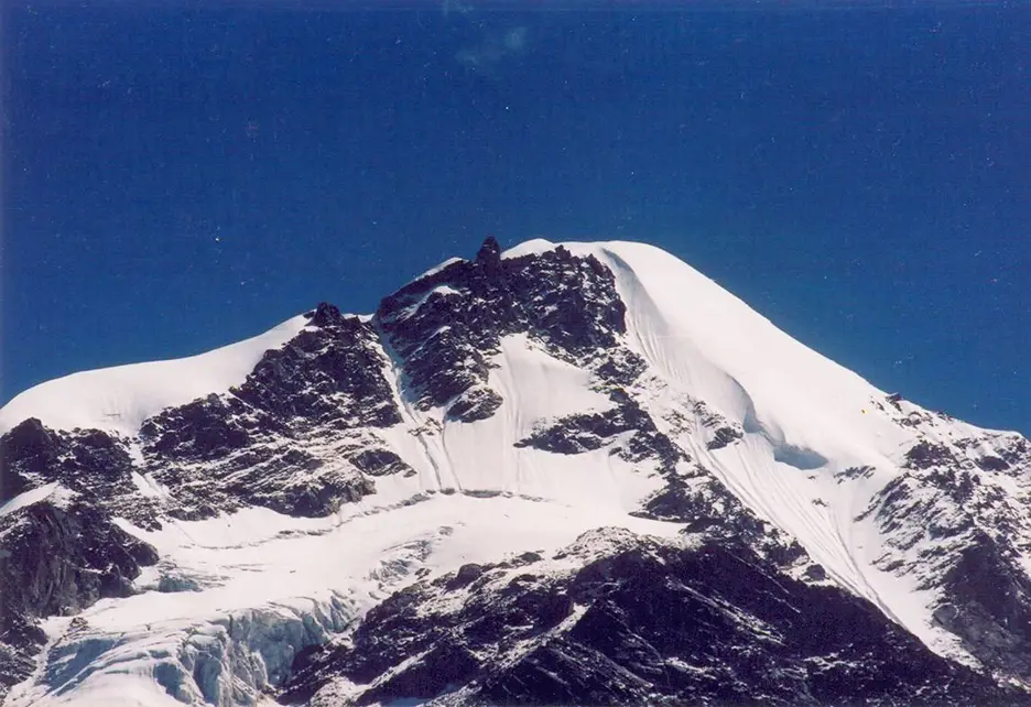Драупади Ка Данда-II (Draupadi Ka Danda-II) высотой 5670 метров