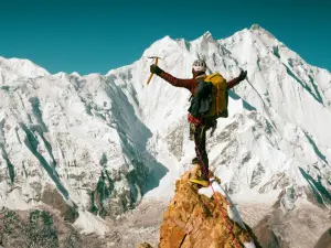 Французький альпініст Джеймс Прайс (James Price) зробив два першосходження у Пакистані