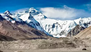 Чи відкриє Китай гори Тибету у 2023 році?