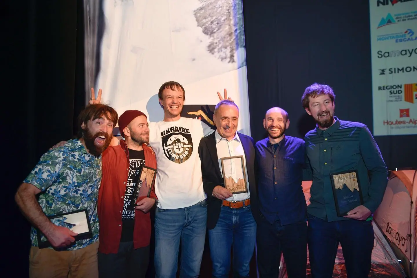 Усі переможці найпрестижнішої в альпінізмі премії "Золотий Льодоруб" (Piolets d’Or 2022). Фото Desnivel . com