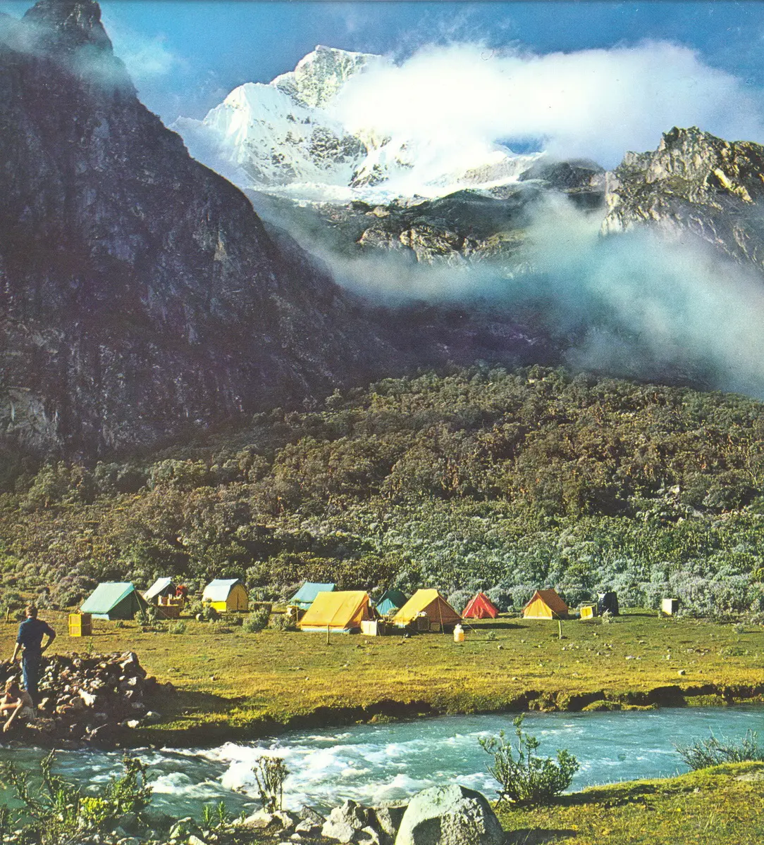 Табір чехословацьких альпіністів