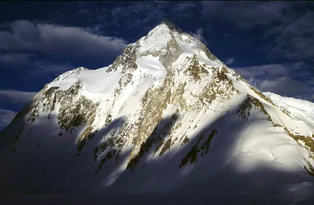 Гашербрум I (Хідден-пік / Gasherbrum I, 8080 метрів)