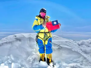 Нові суперечки навколо сходжень тайванської альпіністки Грейс Цзен: під сумнівом восьмитисяник Канченджанга