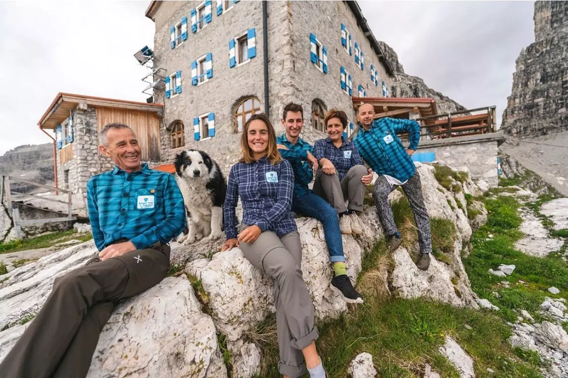 з 2011 року притулком керує альпійський гід Франко Ніколіні та його родина: дружина Сандра та їхні діти Олена та Федеріко