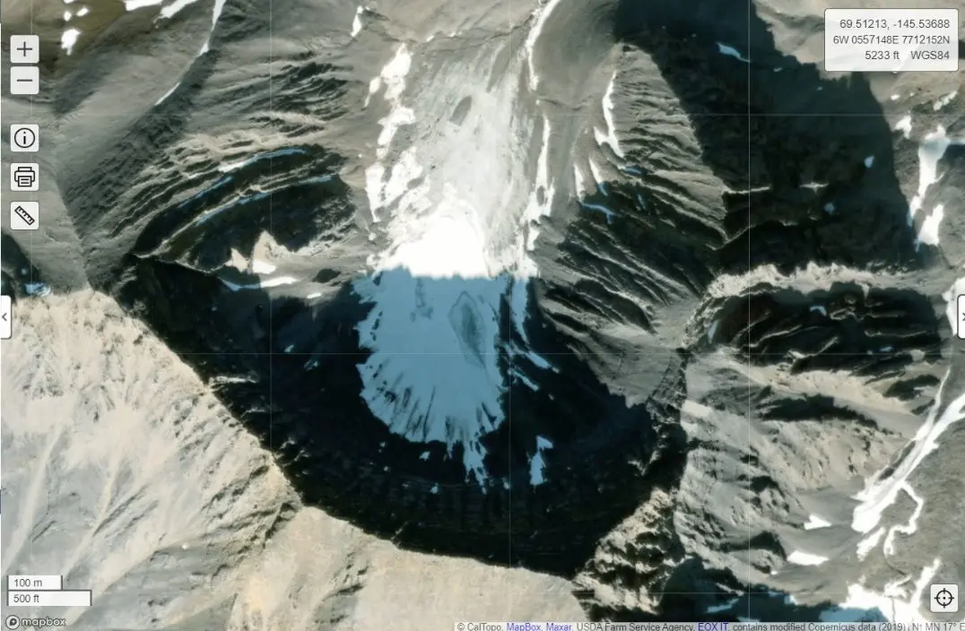 «Найпівнічніший льодовик» (Northermost Glacier), перейменований Шелдоном, розташований за координатами 69°30′ 34,452″ пн.ш., 145°30′ 58,212″ зах.д., на висоті 1304,54 м над рівнем моря в горах Шубліка (Shublik Mountains)
