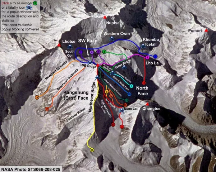 Еверест, всі маршрути сходження. Фото Pete Poston