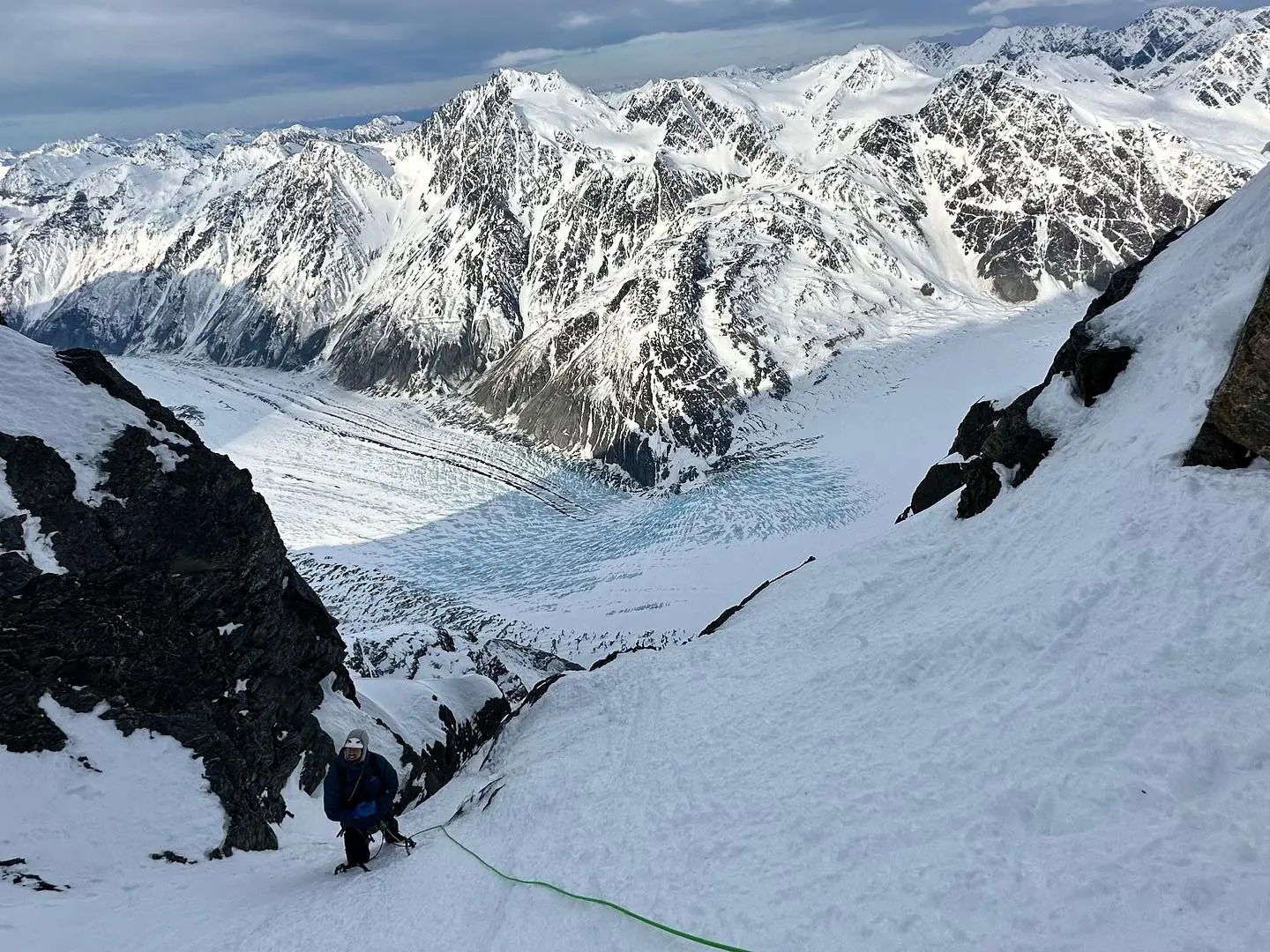 новий маршрут на горі Аберкомбі (Abercrombie,2118 метрів) на Алясці. Фото Simon Frez-Albrecht та August Franzen