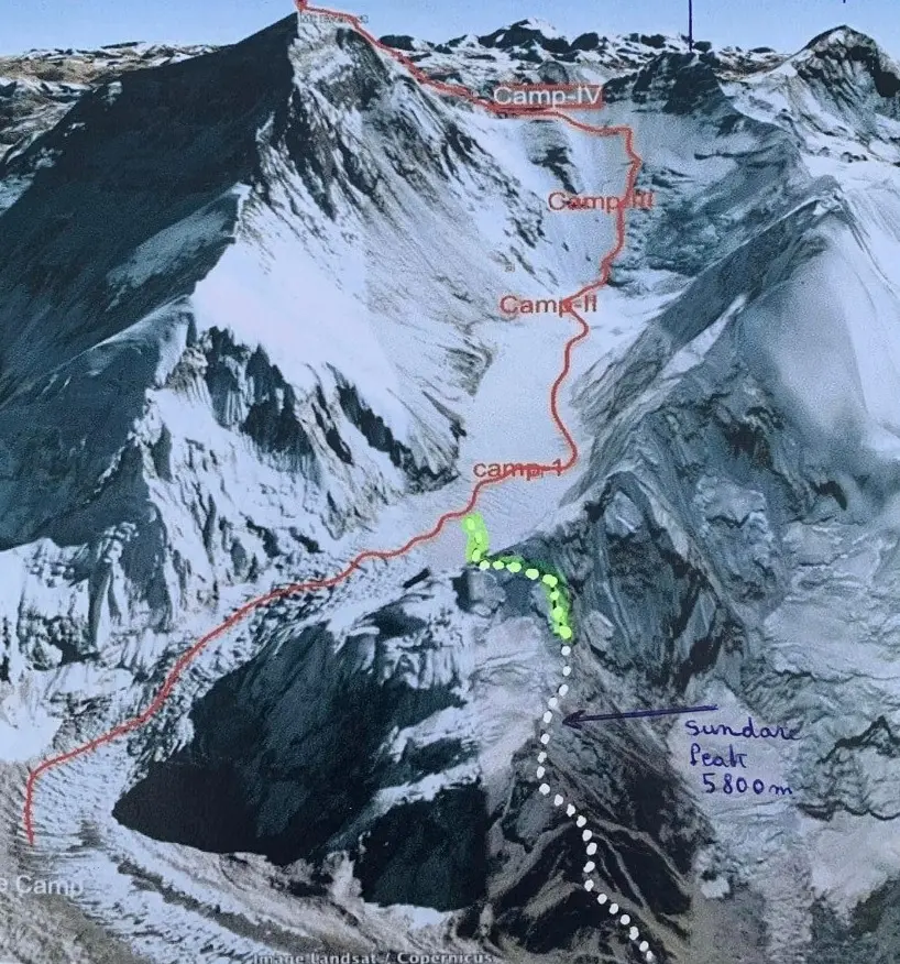 Варіант обходу льодоспаду Кхумбу, прокладений командою Марка Батара на Евересті.