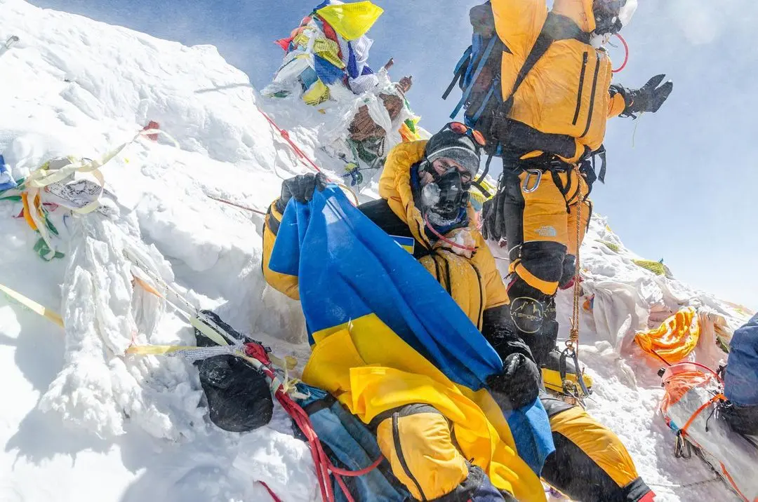 Сева Горлач (Seva Gorlach) на вершині Евересту. Фото Seva Gorlach