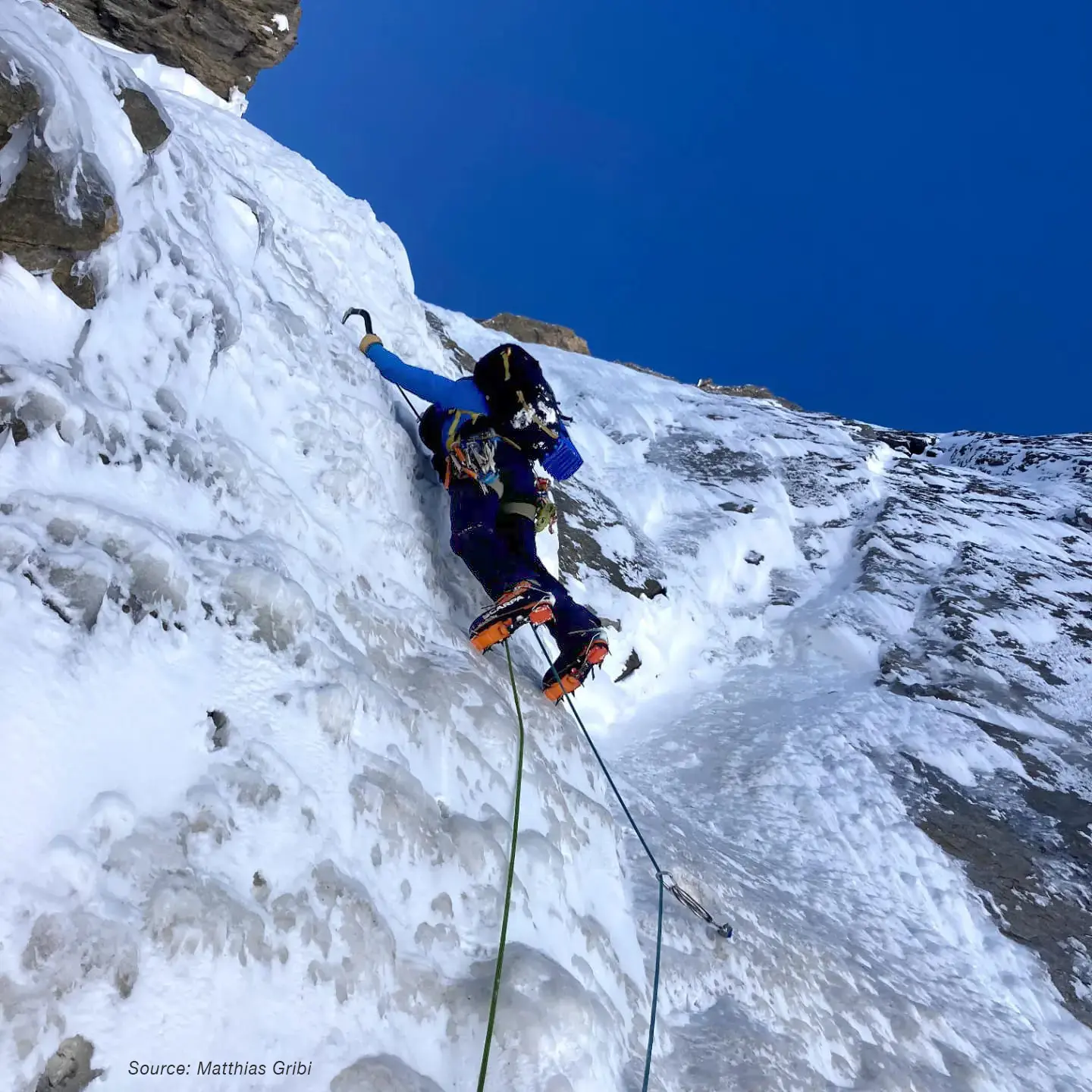 Маршрут "Tomorrow is another day" (ED; WI4, M6, A2, 5c, 1400 метрів) по північні стіні на вершину гори Флап Топ (Flap Top) заввишки 6057 метрів в Індії. Фото Hugo Beguin